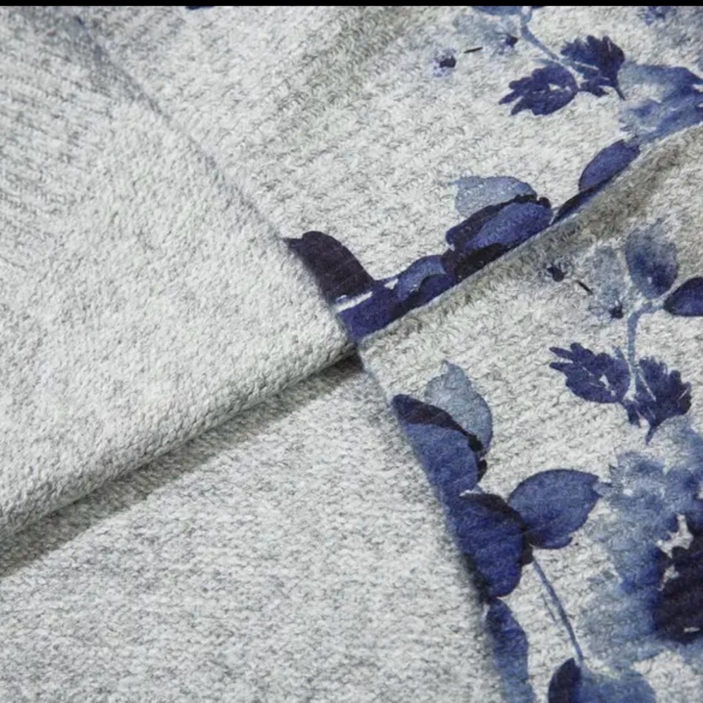 Blue Floral English Countryside Sweater
English Countryside Sweater - Picture 4 of 4